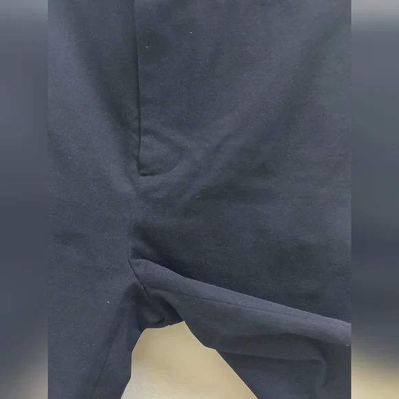 Everlane | The Fixed-Waist Stretch Cotton Pant | Black | Size 2 - Picture 9 of 10